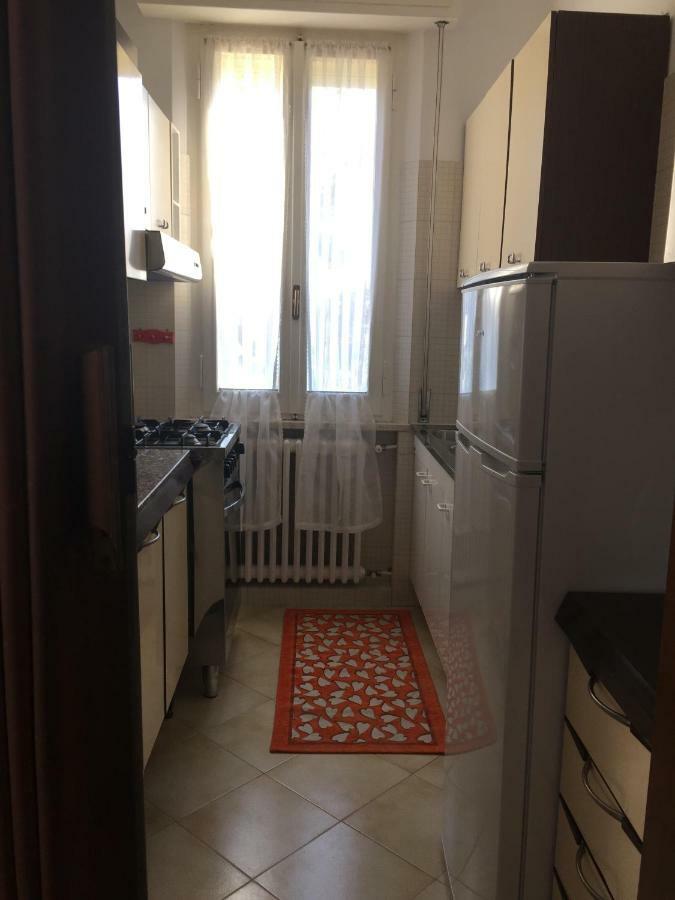 La Casa Di Clara Ombrellone Con 2 Lettini Al Lido San Giuliano Gratis E Parcheggio Privato Gratis Lägenhet Rimini Exteriör bild